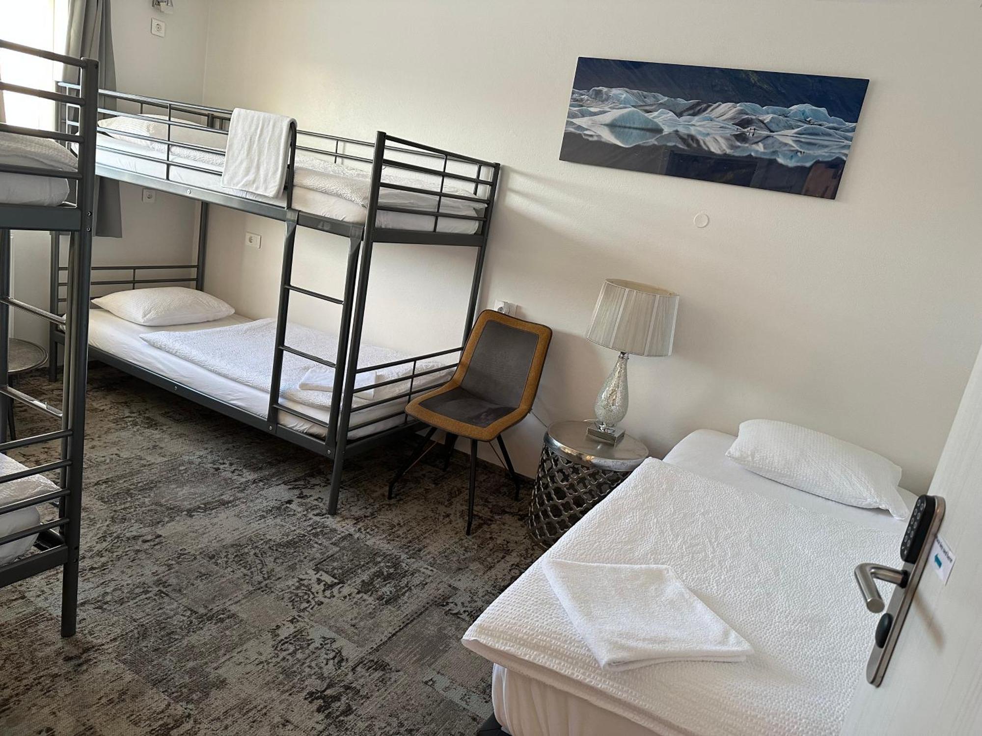 Hoefn Hostel Zewnętrze zdjęcie